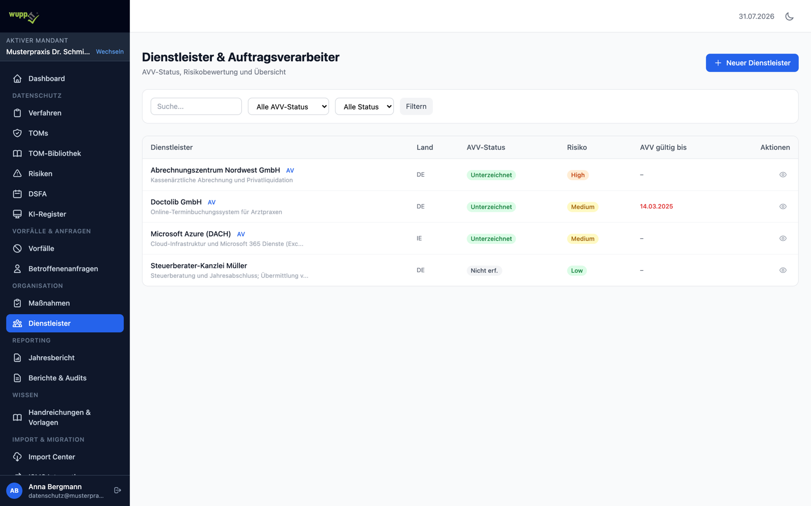 Übersicht der Dienstleister und Auftragsverarbeiter im DSMS mit AVV-Status, Risikoeinstufung und Gültigkeit